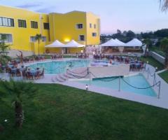 Terrazza panoramica con piscina