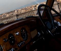 Vista dalla macchina da cerimonia