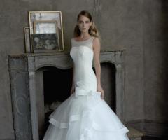 Abito da sposa con vita bassa a sirena