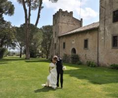 Gli sposi durante il ricevimento di matrimonio