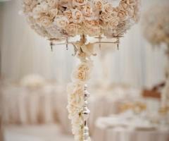 Allestimento tavolo con rose