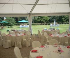 gazebo nel parco verde 
Tenuta Pantano Borghese