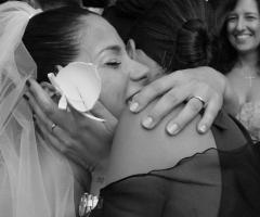 Gli abbracci sono fondamentali nei nostri reportage - Maurizio Mulas Photography