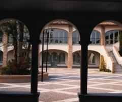 Portico per il ricevimento di nozze