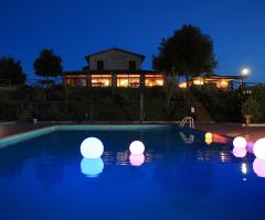 Di sera Ristorante Il Caio - Tenuta di Corbara