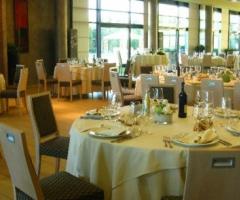 Tavoli del ricevimento di matrimonio - Ristorante La Porta delle Langh