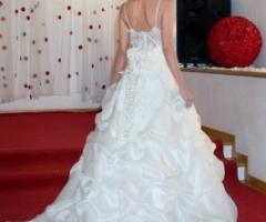 Acconciatura raccolta per la sposa