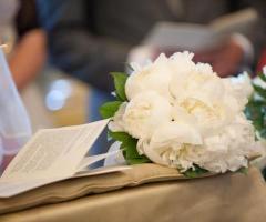 Bouquet bianco per la sposa
