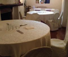 uno degli ampi saloni da ricevimento