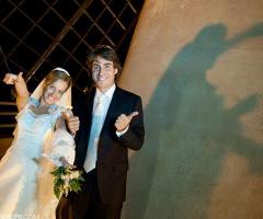 Fotografia degli sposi felici