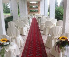 Allestimento con girasoli per la cerimonia