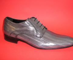 anguilla grigia
suola cuoio  con inserto antiscivolo