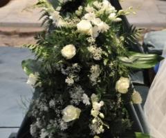 Fiorilandia - Addobbi floreali - Composizione di fiori per la cerimonia di matrimonio