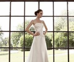 Modello Uralia - Abito da sposa Eisabetta Polignano