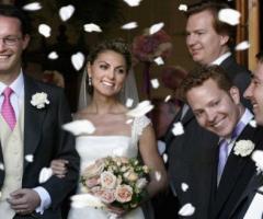 Gli sposi all\'uscita dalla chiesa