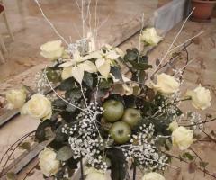 Il fiore di Schlegel Stefano - Composizione fiori e mele