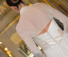 Acconciatura con chignon - Abito E. Gramano - Foto Studio F4