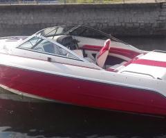 Special Car - Matrimonio in acqua con il noleggio di una imbarcazione