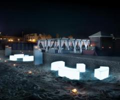 Cubi illuminati in spiaggia - Il Brigantino Barletta