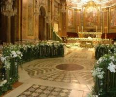 Decorazioni floreali per il matrimonio in chiesa