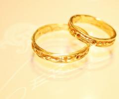 Fedi nuziali in oro giallo