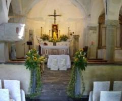 Girasoli e calle per la chiesa