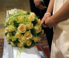 Bouquet di roselline per la sposa