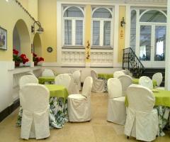 allestimento tavoli personalizzato