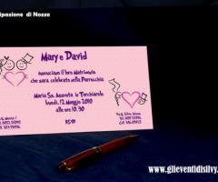 Partecipazione di nozze con disegni