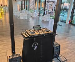 Consolle DJ Daniel Inquadratura da dietro