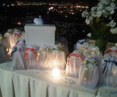 Il tavolo delle bomboniere di matrimonio