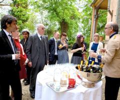 Sposi ed invitati presso Villa San Domenico