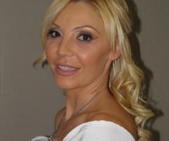 Trucco e acconciatura per la sposa