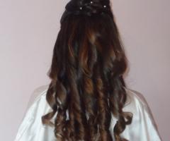 Acconciatura con boccoli per la sposa