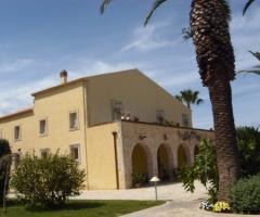 Esterno dell'Hotel Caiammari per ricevimento matrimonio