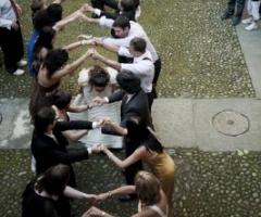 Festeggiamenti durante il ricevimento di matrimonio