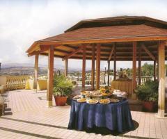 Gazebo per il matrimonio all'aperto
