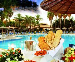 Aperitivo a bordo piscina - Baia degli Dei