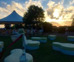 Hotel Raffael - L'angolo relax all'aperto per sposi ed invitati