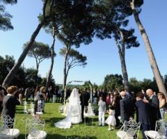 Ricevimento di nozze in giardino