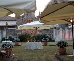 allestimento in cortile