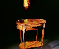 Mobili Intarsiati artistici - Tavolino in stile Luigi XV Modello Ambulante