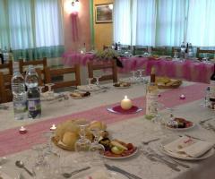 Allestimento tavoli ristorante - Cartoleria Mafalda