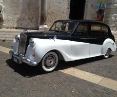 Noleggio auto d'epoca a Bari