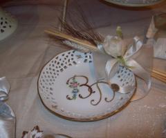 Piatti decorati artigianalmente per gli sposi