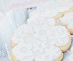 Biscotti a forma di fiore