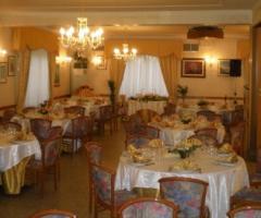 Sala interna per il buffet nuziale