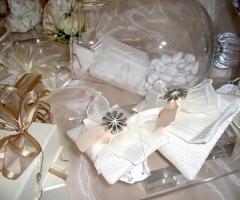 Bomboniere e confetti per le nozze