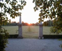Ricevimento di nozze al tramonto a Villa Schiarino Lena
