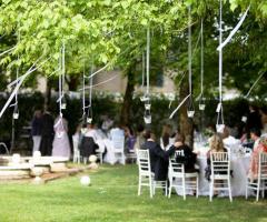 particolare allestimento in giardino